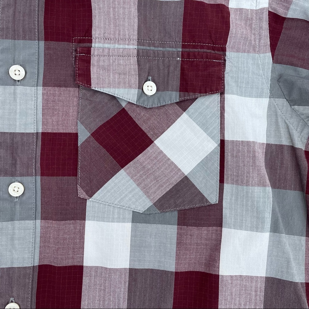 Patagonia Men’s Red and Gray Plaid Button-Down Shirt - Picture 7 of 11
